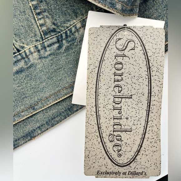 STONEBRIDGE | NWT LIGHT WASH VINTAGE DENIM JACKET 1 Size SP - Picture 4 of 7